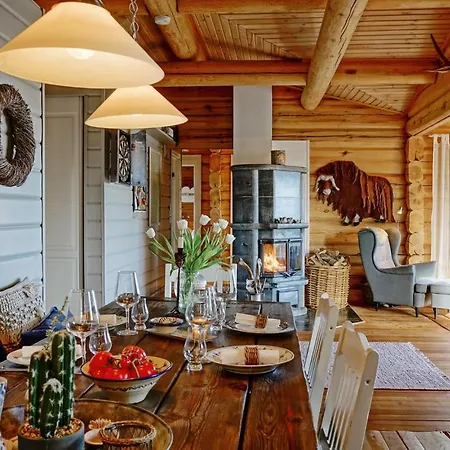 Schönes Haus Mit 4 Schlafzimmern In