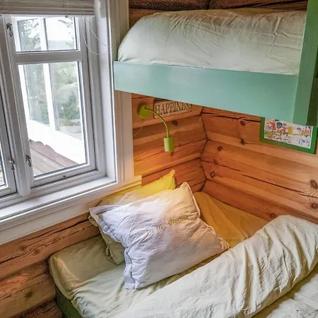 4 Bedroom Beautiful In *