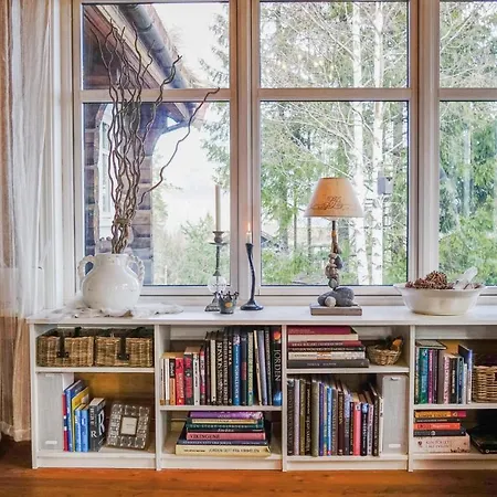 Schönes Haus Mit 4 Schlafzimmern In Svarstad (Vestfold)