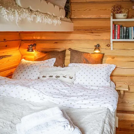 4 Bedroom Beautiful In Svarstad (Vestfold)