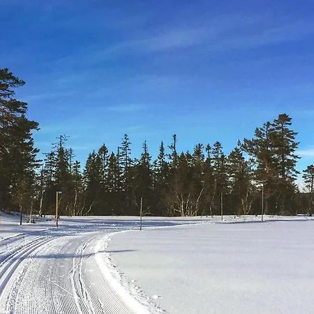 4 Bedroom Beautiful In Ferienhaus *