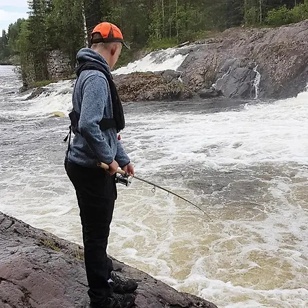 4 Bedroom Beautiful In *