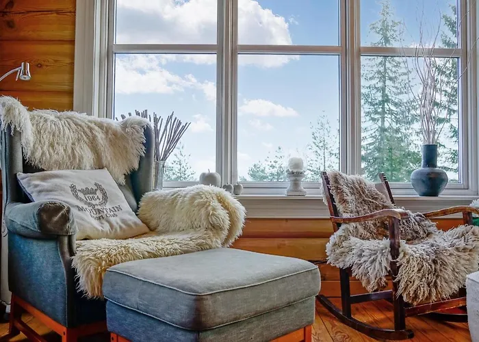 4 Bedroom Beautiful In Svarstad (Vestfold)