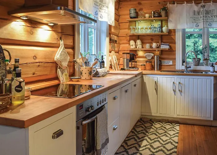 Сasa de vacaciones 4 Bedroom Beautiful In *