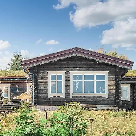 4 Bedroom Beautiful In *